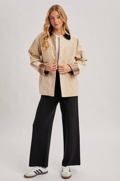 CORDUROY BUTTON DOWN BARN COAT INNER PLAID: Beige