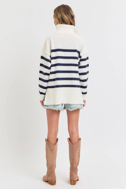 STRIPED ZIP-FRONT OVERSIZED PULLOVER KNIT SWEATER CREAM/NAVY