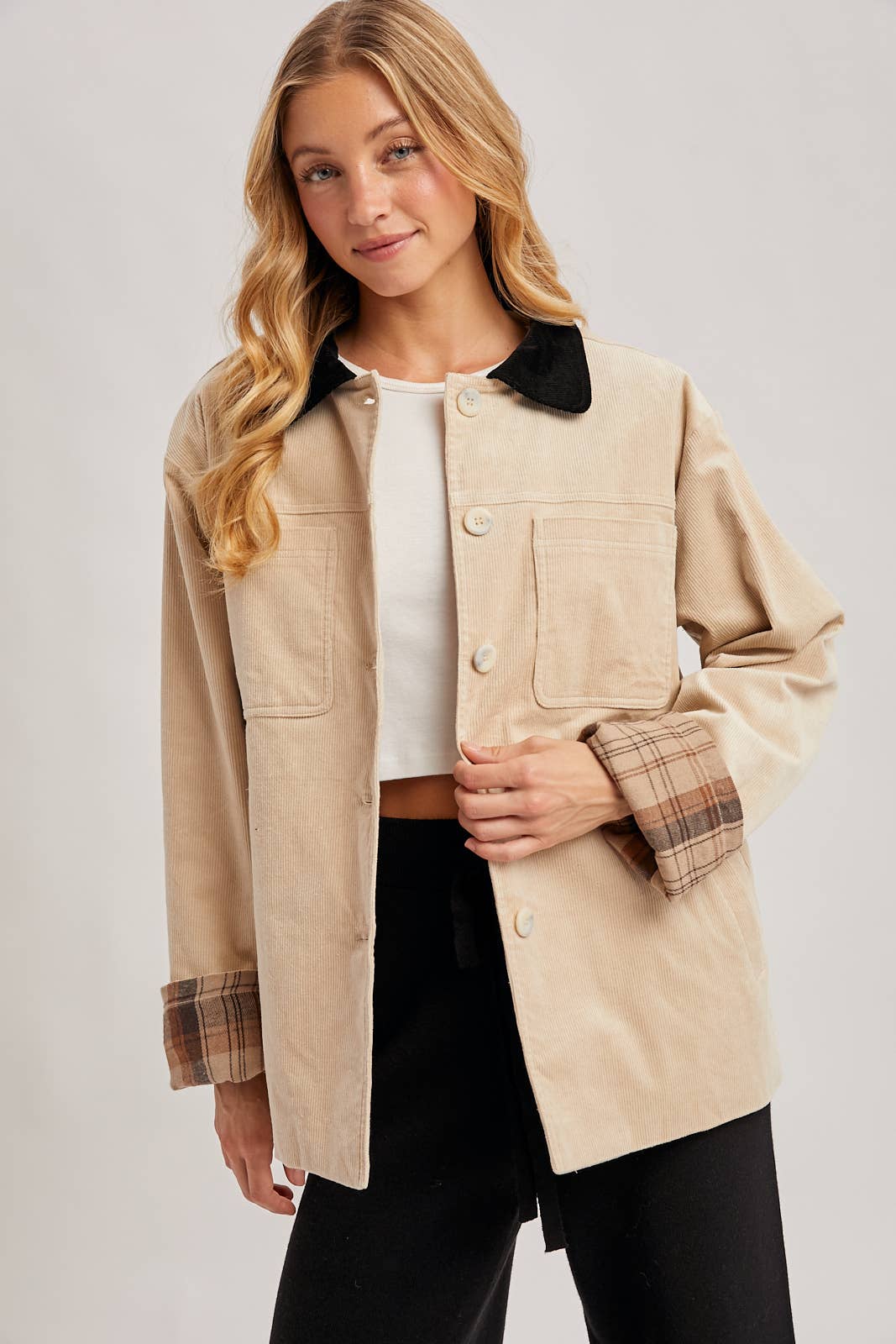 CORDUROY BUTTON DOWN BARN COAT INNER PLAID: Beige