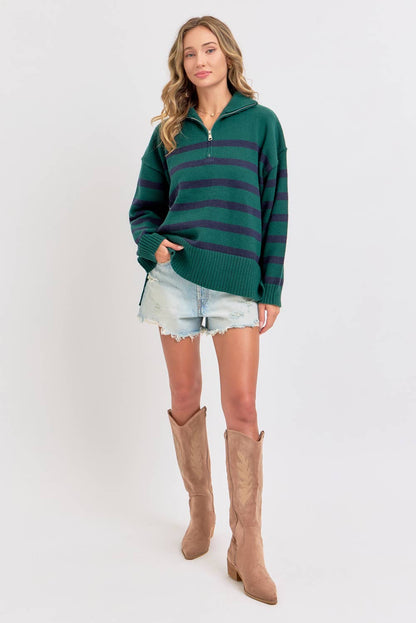 STRIPED ZIP-FRONT OVERSIZED PULLOVER KNIT SWEATER  : HUNTER/NAVY